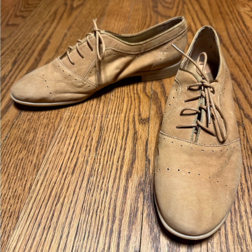 Tan Leather Women’s Franco Sarto oxfords